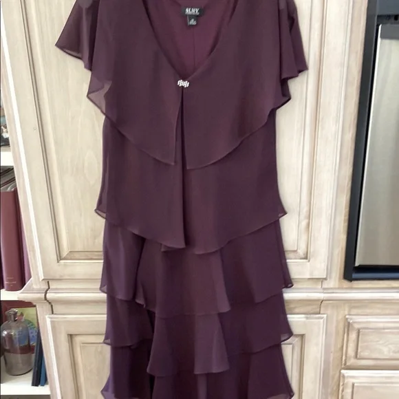 SLNY dress sz 10 eggplant purple euc tiered - Picture 2 of 5